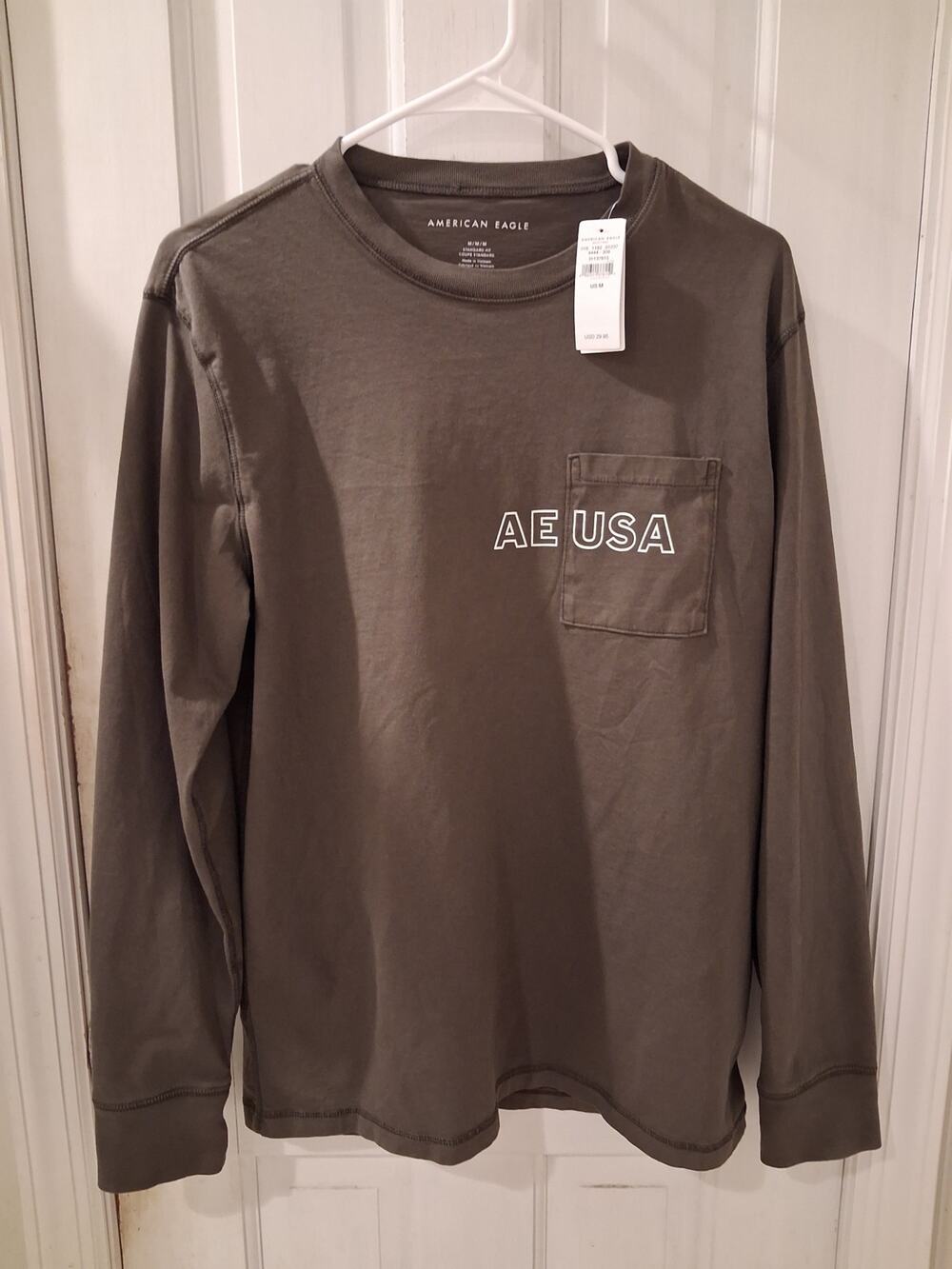 American Eagle men's long-sleeved tee